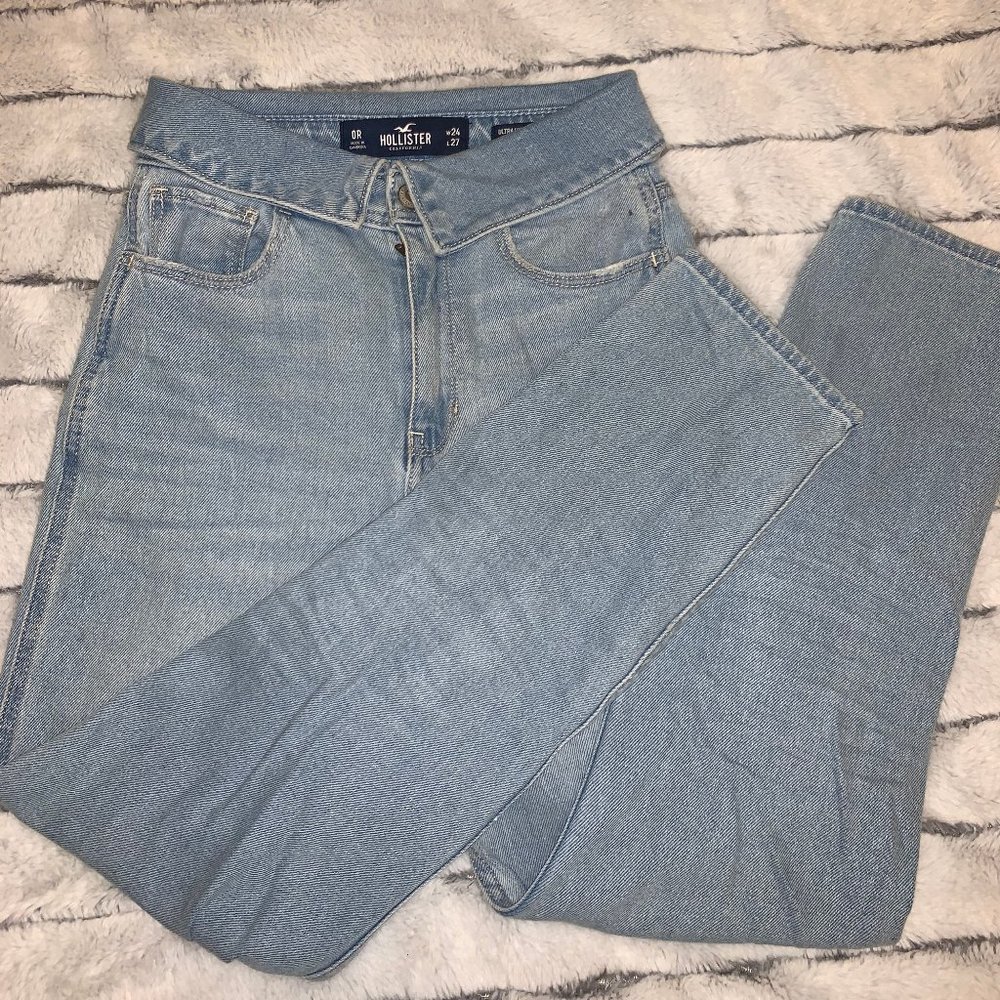 Light Wash Mom Jeans